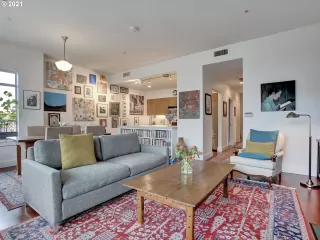 Photo #3: 21597834 Listing