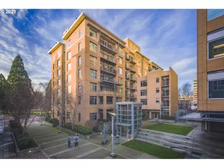 Photo #3: 21599016 Listing