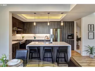 Photo #4: 21600625 Listing