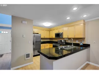 Photo #2: 21601120 Listing