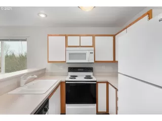 Photo #1: 21601600 Listing