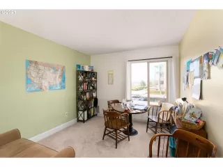 Photo #5: 21601667 Listing