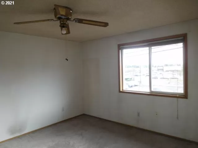 MLS: 21601715 Condo For Sale