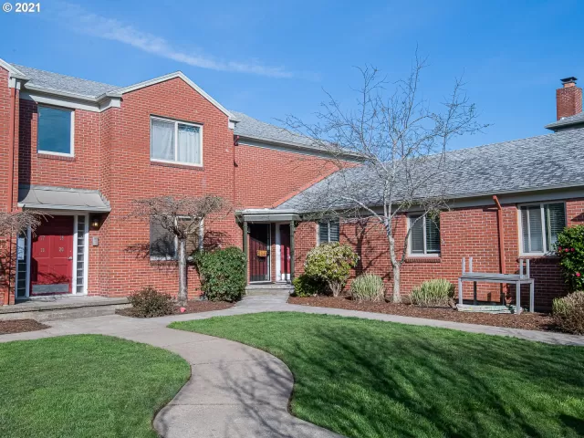 MLS: 21602322 Condo For Sale