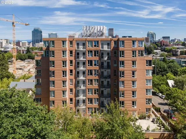 MLS: 21602432 Condo For Sale