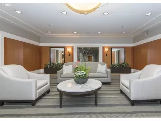 Photo #1: 21602432 Listing