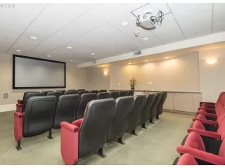 Photo #2: 21602432 Listing