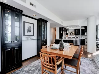 Photo #2: 21602465 Listing 