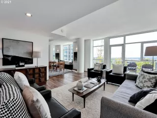Photo #6: 21602465 Listing 