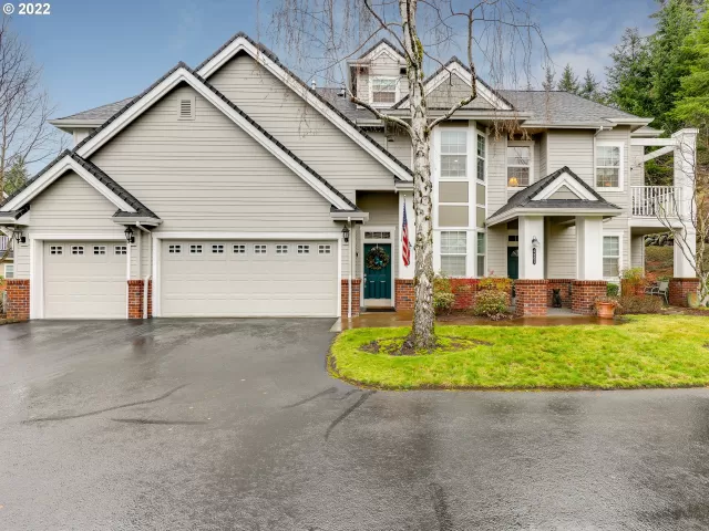 MLS: 21602827 Condo For Sale