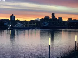 Photo #4: 21603517 Listing