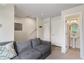 Photo #3: 21603807 Listing 