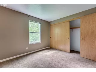 Photo #2: 21604127 Listing