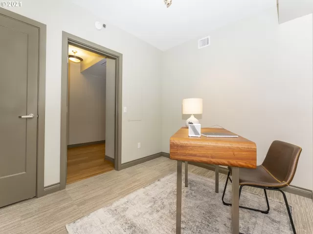 MLS: 21604332 Condo For Sale