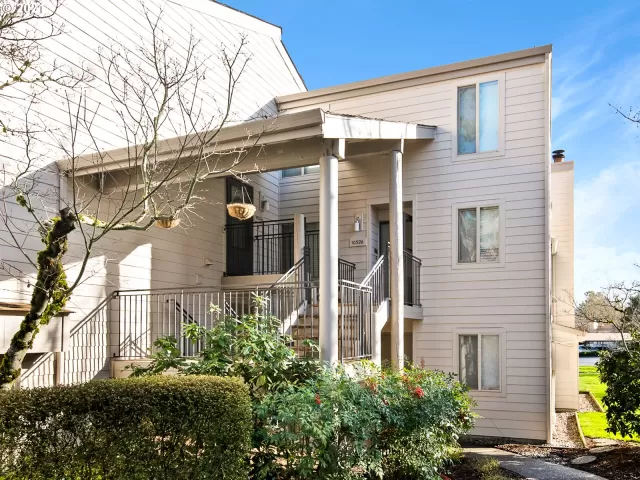 MLS: 21605030 Condo For Sale