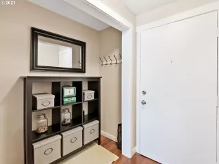 Photo #2: 21605030 Listing 