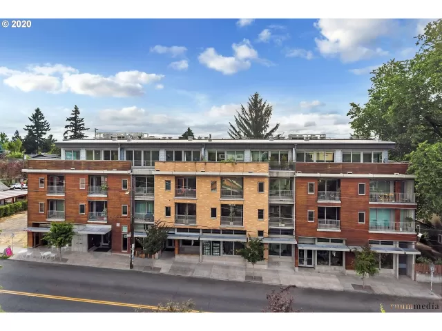 MLS: 21607187 Condo For Sale