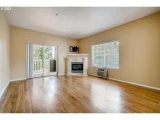 Photo #2: 21607467 Listing