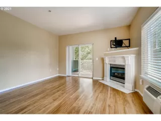 Photo #3: 21607467 Listing