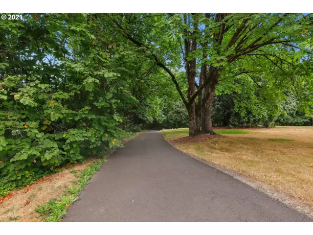 MLS: 21607754 Condo For Sale