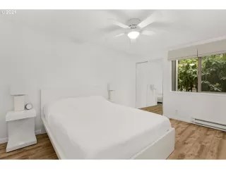 Photo #2: 21607754 Listing 