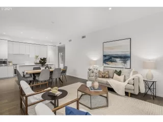 Photo #2: 21608220 Listing 