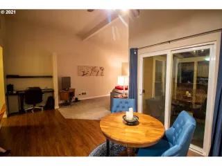 Photo #1: 21608242 Listing 