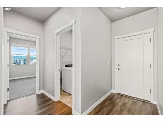 Photo #3: 21608525 Listing