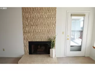 Photo #2: 21608744 Listing