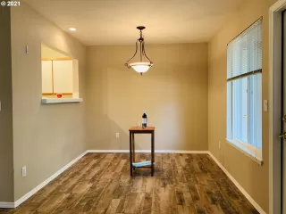 Photo #1: 21609205 Listing