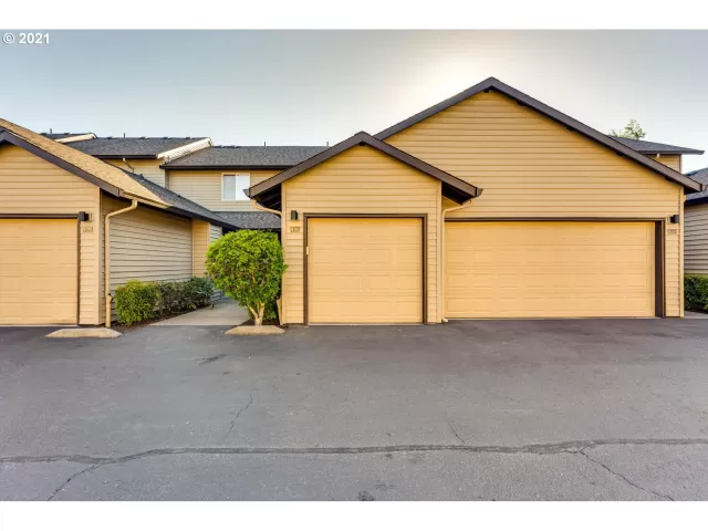 MLS: 21609301 Condo For Sale