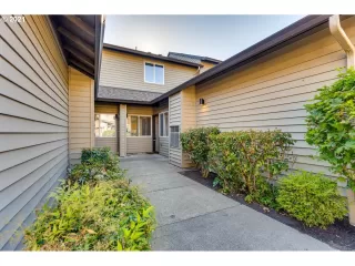 Photo #2: 21609301 Listing