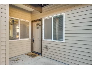 Photo #3: 21609301 Listing