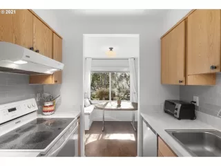 Photo #1: 21610786 Listing 