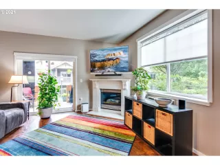 Photo #2: 21613413 Listing