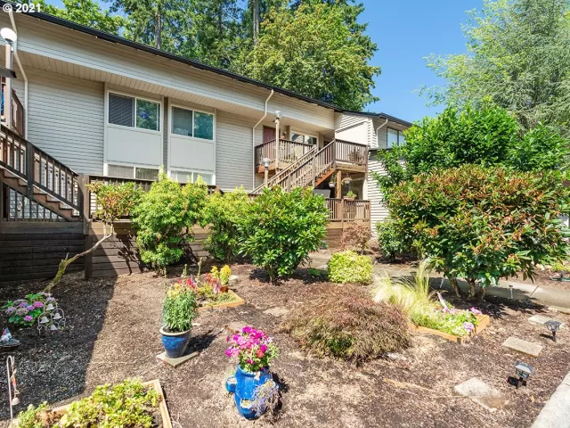 MLS: 21613659 Condo For Sale