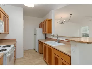 Photo #1: 21613781 Listing