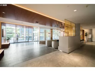 Photo #3: 216139118 Listing