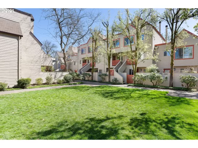 MLS: 21615448 Condo For Sale