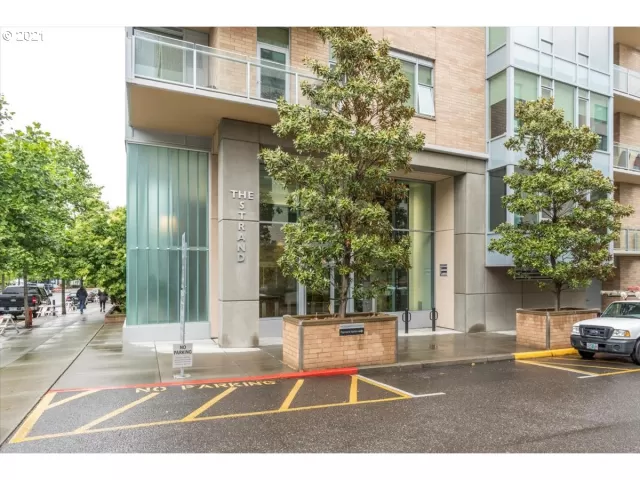 MLS: 21615702 Condo For Sale