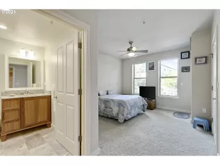 Photo #2: 21616033 Listing