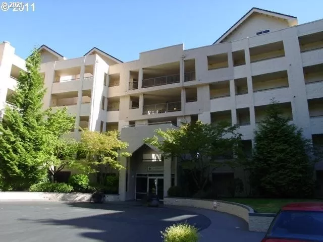 MLS: 21616782 Condo For Sale