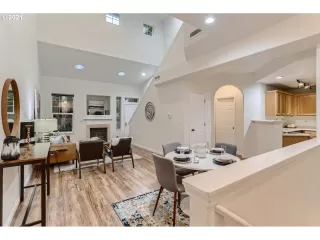 Photo #6: 21617055 Listing 