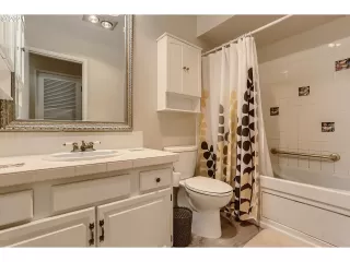 Photo #6: 21617061 Listing