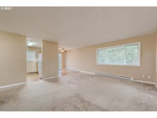 Photo #1: 21617089 Listing