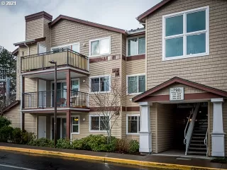 Photo #2: 21617124 Listing