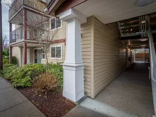 Photo #3: 21617124 Listing