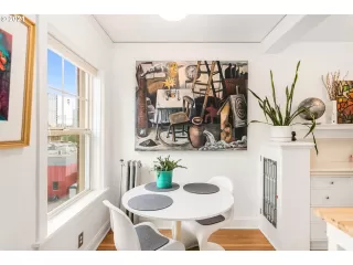 Photo #1: 21617317 Listing