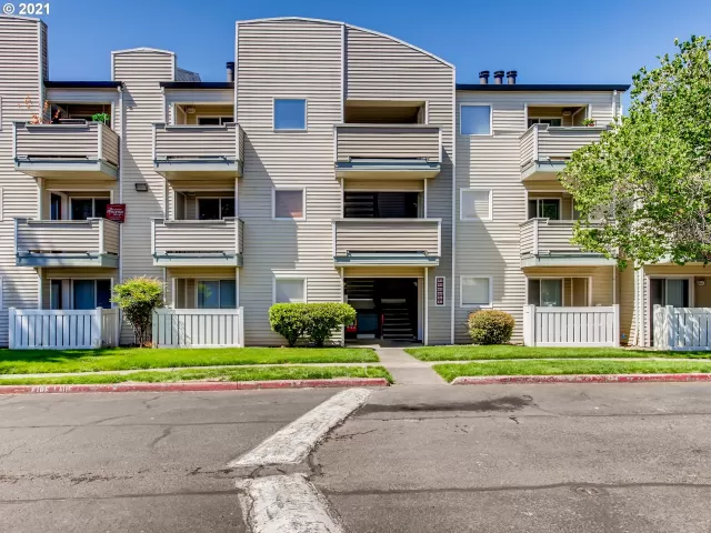 MLS: 21617778 Condo For Sale