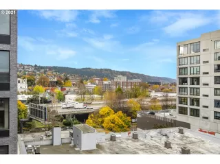 Photo #3: 21617779 Listing